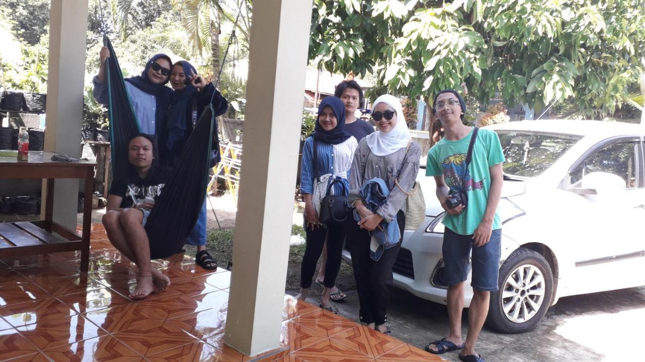 Fajar Home Stay Batukaras מראה חיצוני תמונה
